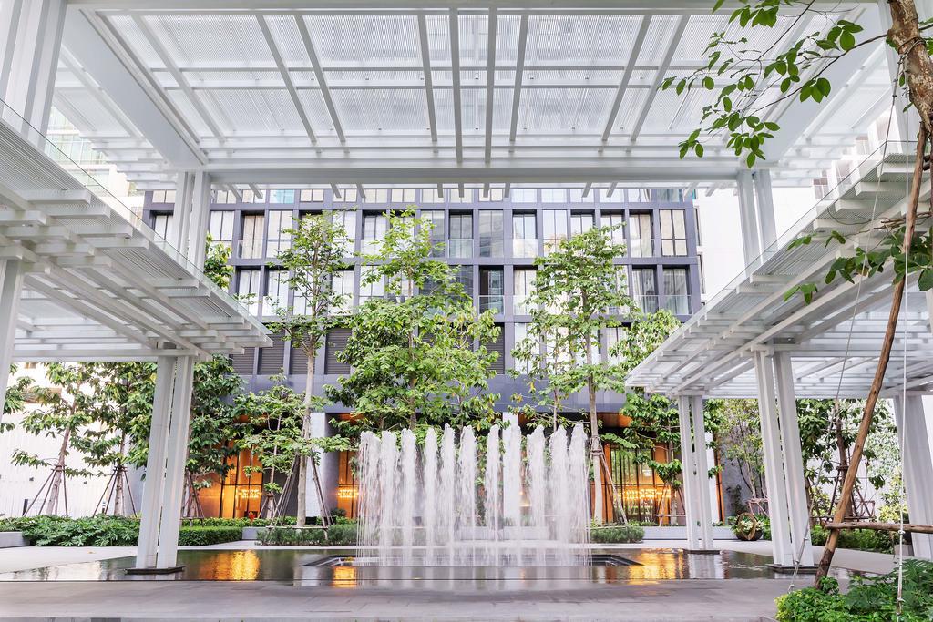 Grand Central Bangkok By Favstay ภายนอก รูปภาพ